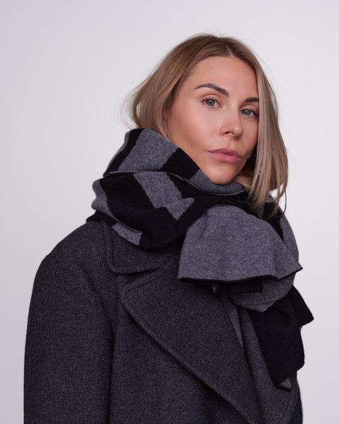 ANNA Logo Scarf in Merino Wool and Cashmere