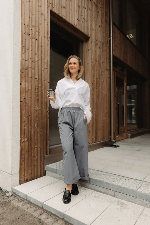 LUCIA Cotton V-Neck Shirt