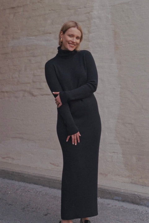 VIOLA Merino Wool Dress